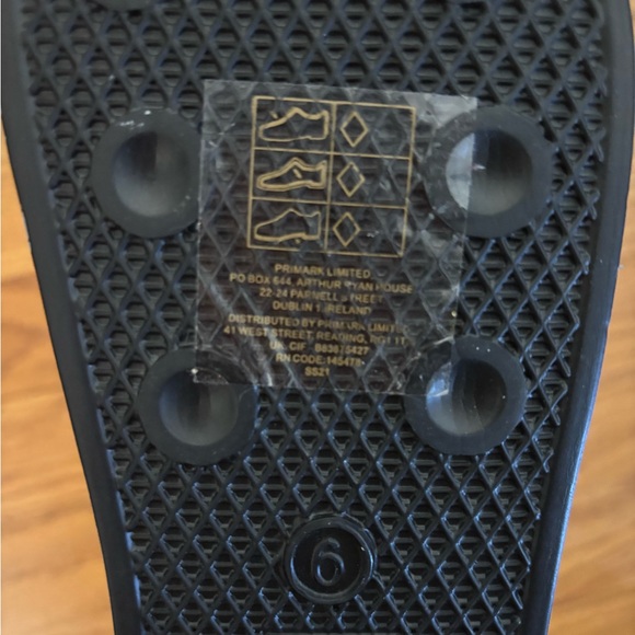 Primark Disney Slides Women’s UK 6/US 8 Black White Mickey Mouse New with Flaws - Picture 3 of 8